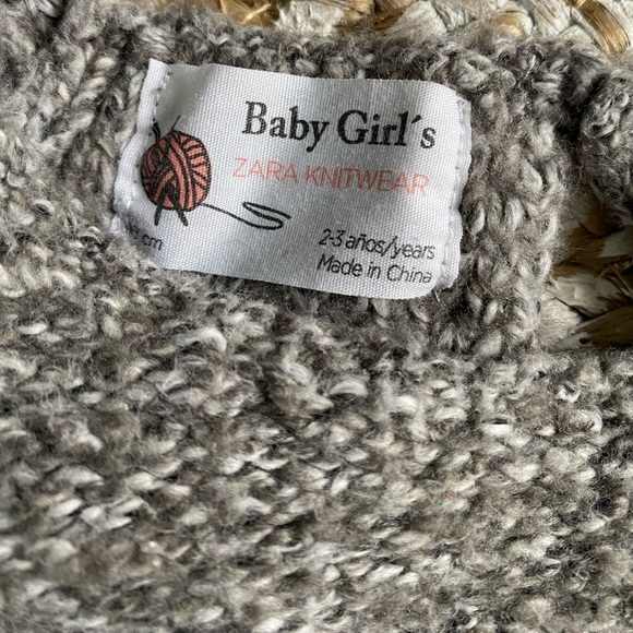 Zara knitwear side 2-3, grey color - Picture 2 of 3